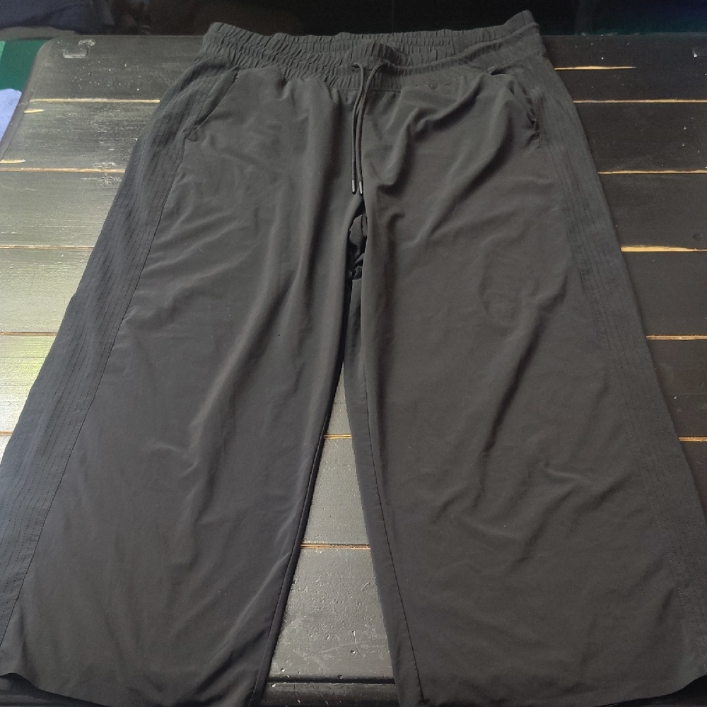 ATHLETA WOMEN'S Black Pants